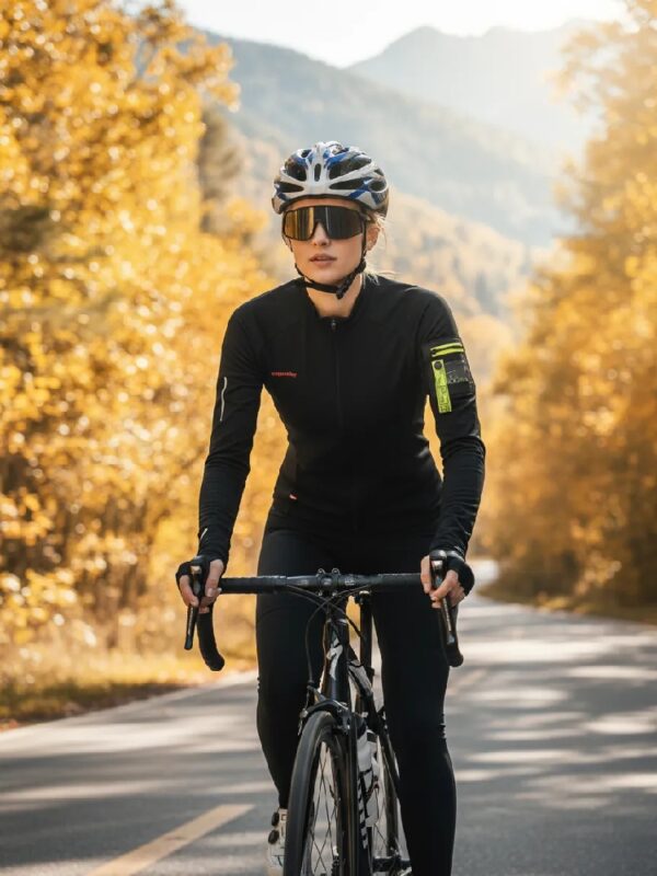 com_arkgoods_1040g0o031rp0pb3724005p5h8eanokuse4ljgmg_imageView2_2_w_864_q_80_format_ (1) Women's Half-Zip Long-Sleeve Workout Top with Arm Pocket