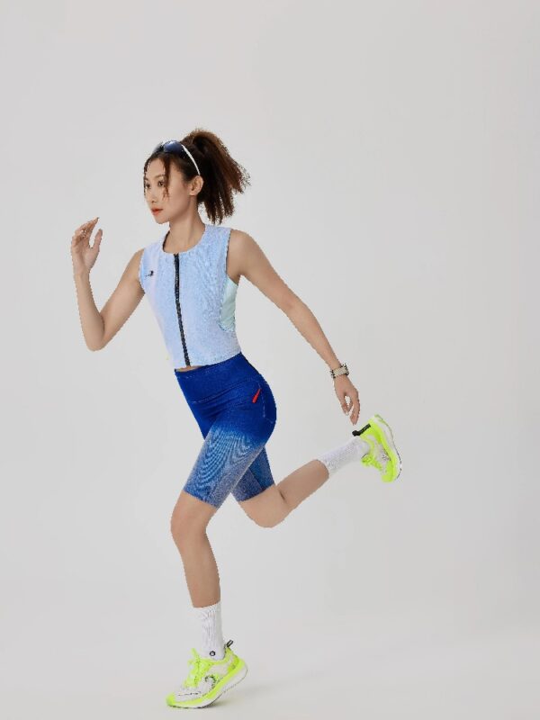 Denim-Look Workout Outfit with Phone Pockets